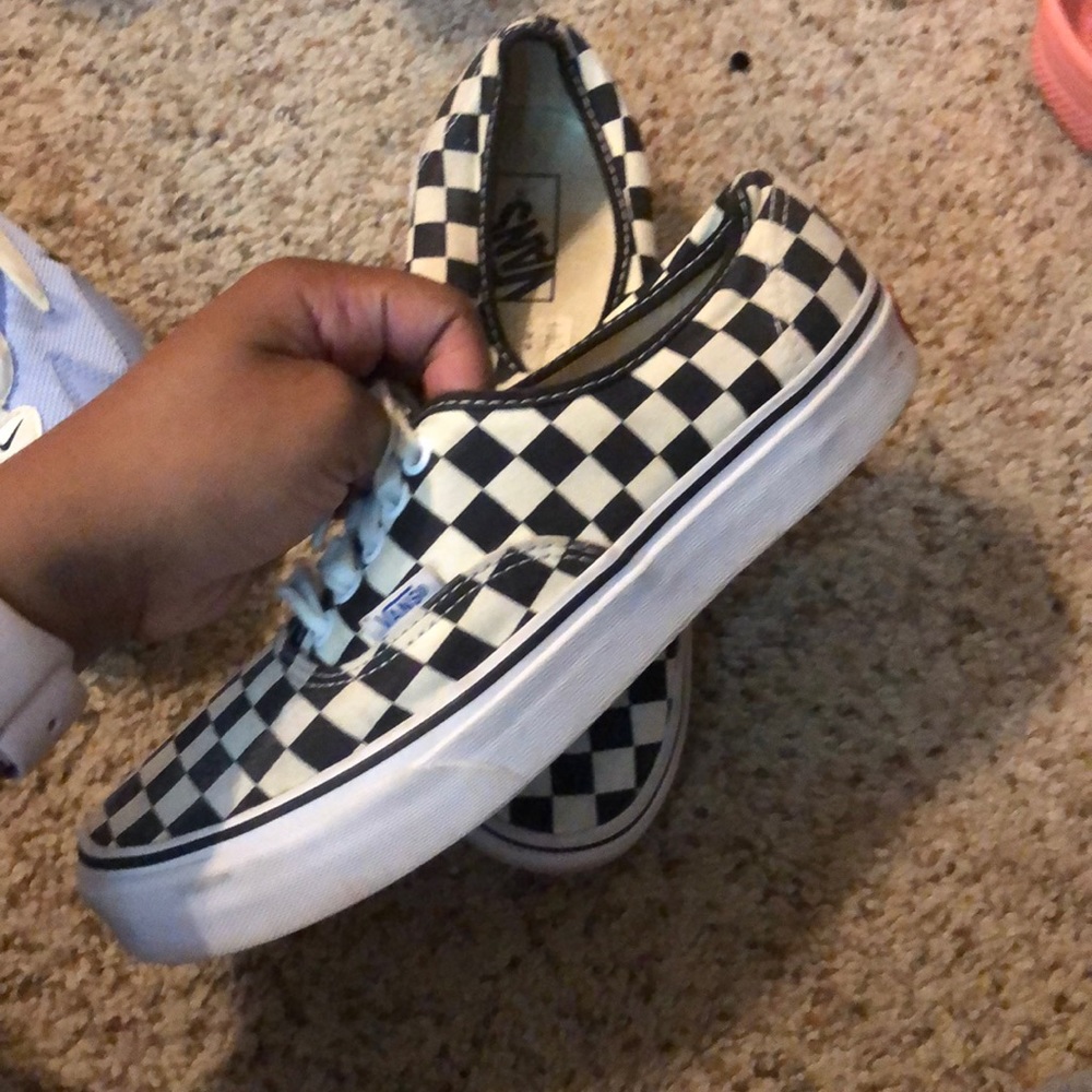 Checker board vans - Picture 2 of 4